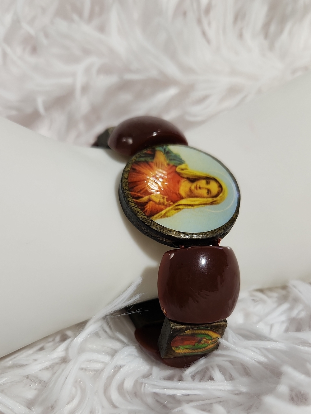 Religious Heart of Mary Stretch Bracelet in Brown